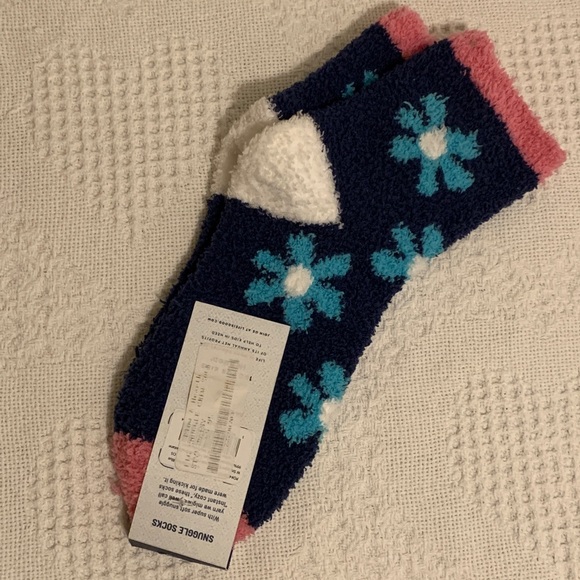 Life Is Good Adult Snuggle Socks NWT Comfy Cozy Super Soft - Picture 3 of 6